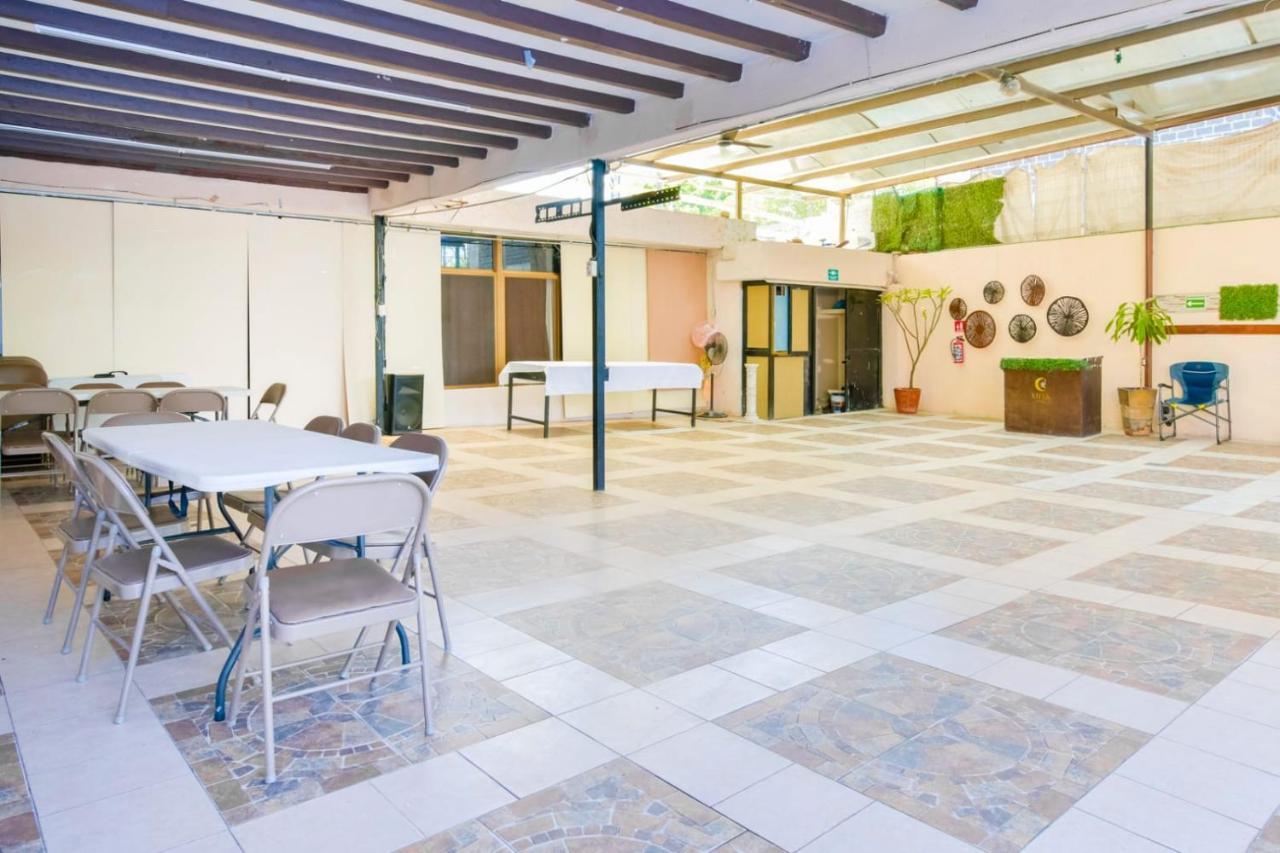 Hostal Vitta Гвадалахара Екстер'єр фото