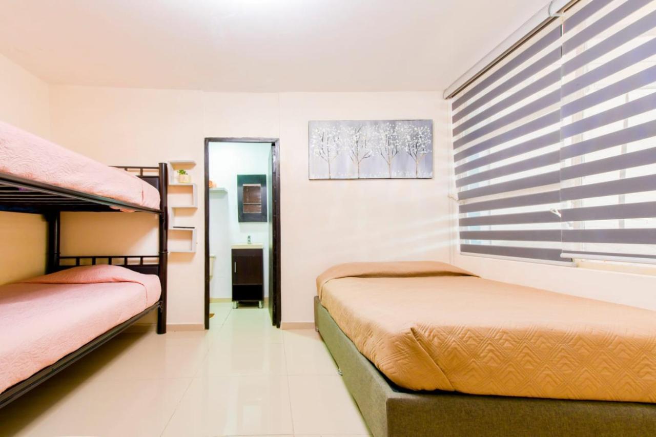 Hostal Vitta Гвадалахара Екстер'єр фото