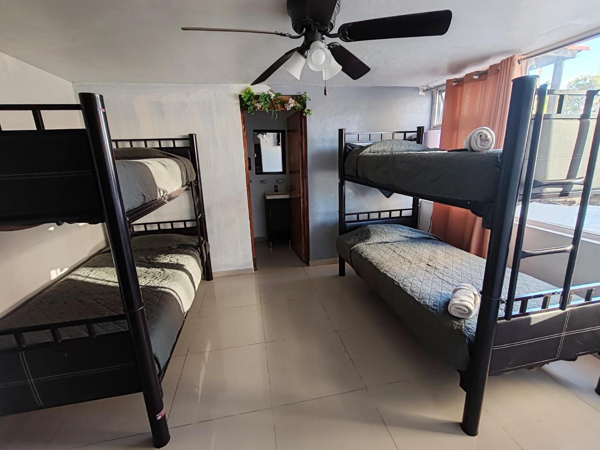 Hostal Vitta Гвадалахара Екстер'єр фото