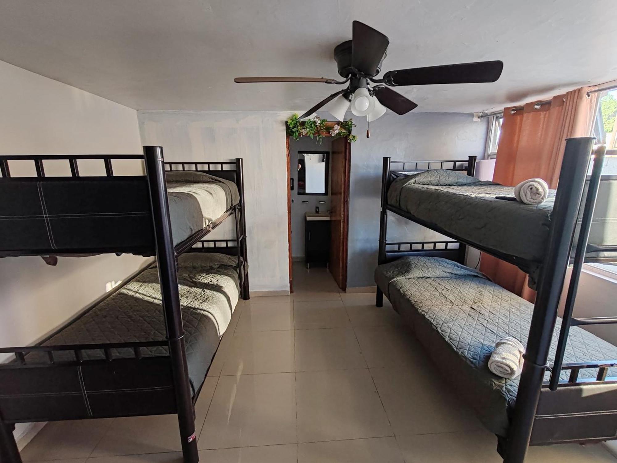 Hostal Vitta Гвадалахара Екстер'єр фото