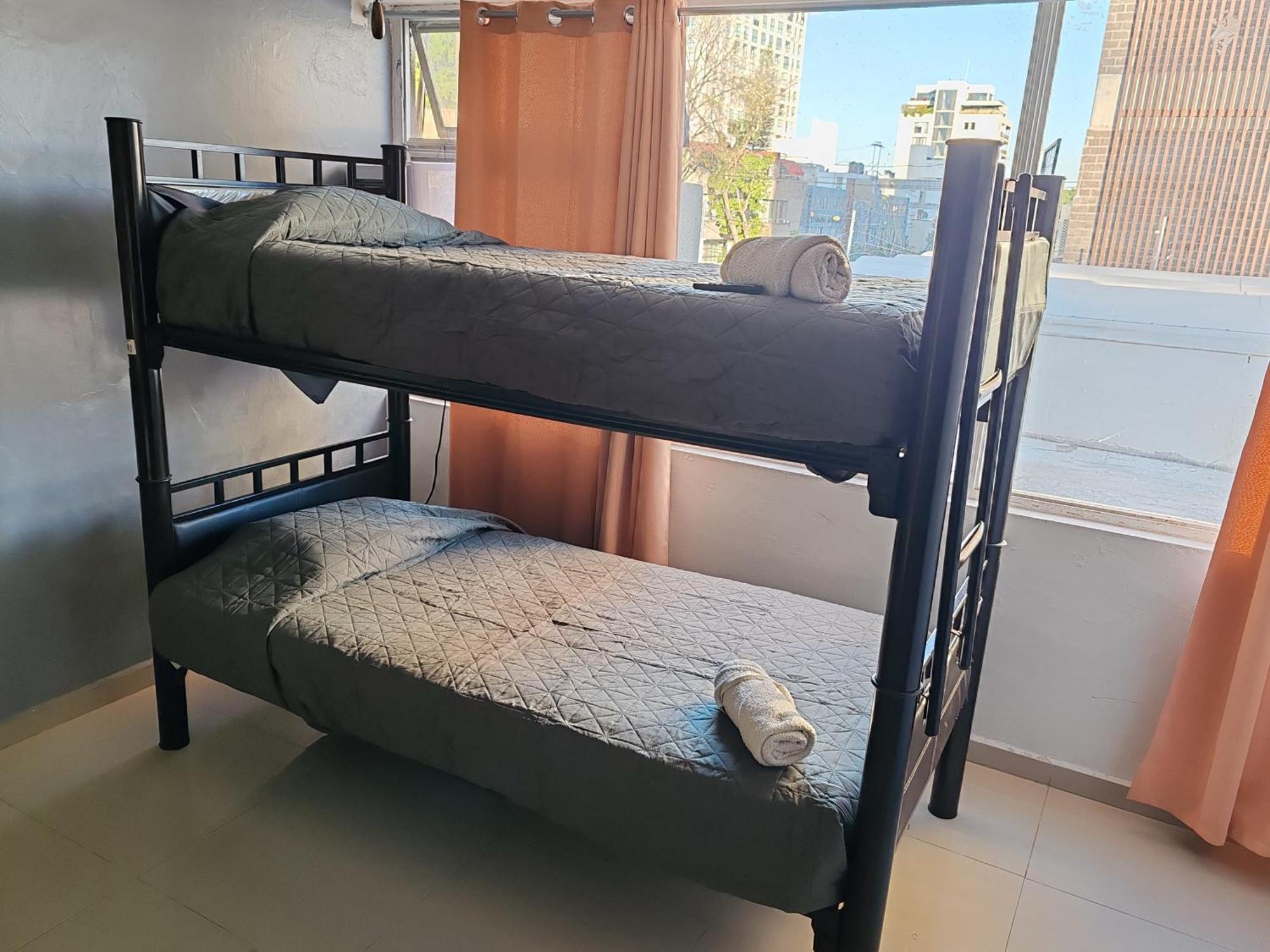 Hostal Vitta Гвадалахара Екстер'єр фото