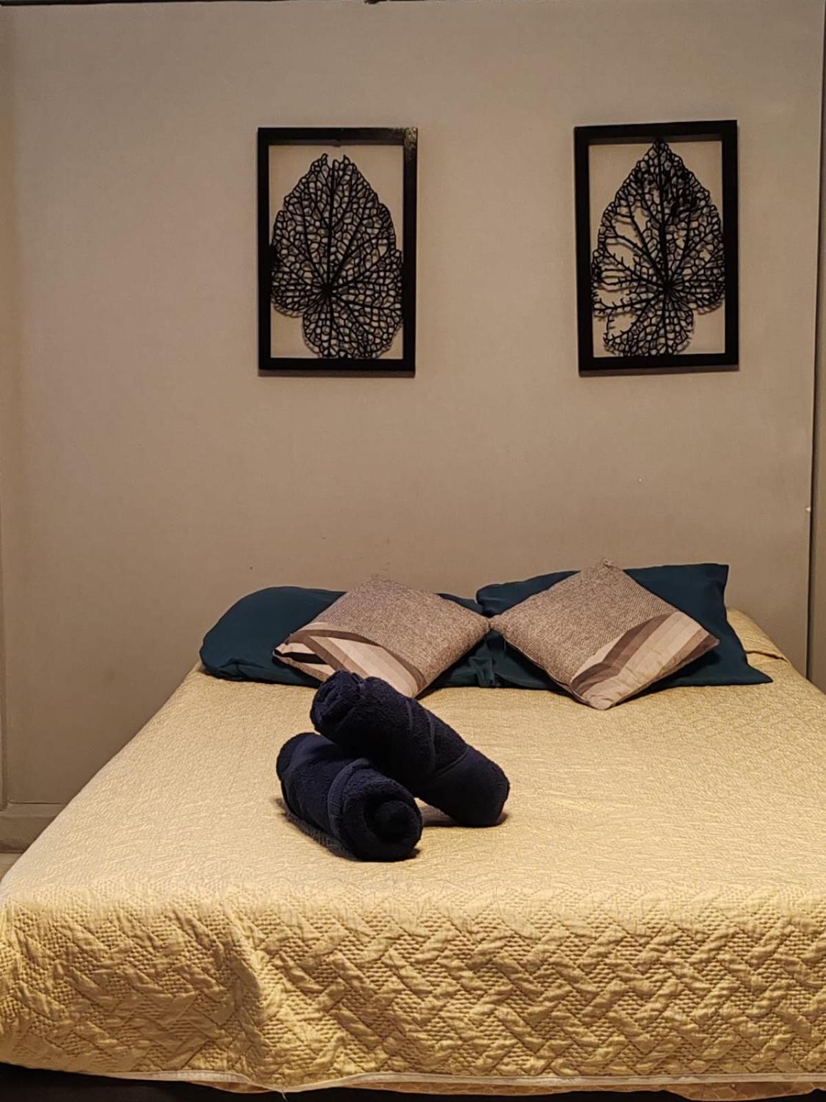 Hostal Vitta Гвадалахара Екстер'єр фото